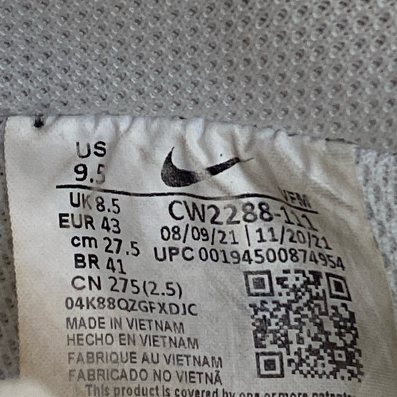 Nike Air Force 1 Triple White fashion shoes CW2288-111 Men’s Size 9.5 - Picture 13 of 13